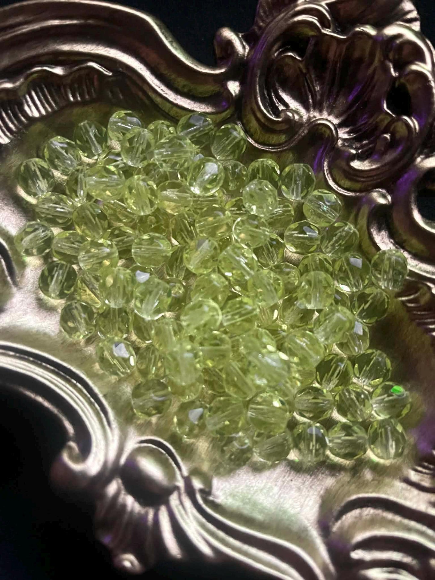 Uranium Glass Yellow (Fire-Polished Beads) | UV Reactive Vaseline Glass 80130  | 25 pcs for Jewelry Making, DIY Crafts & Collectors Supplies