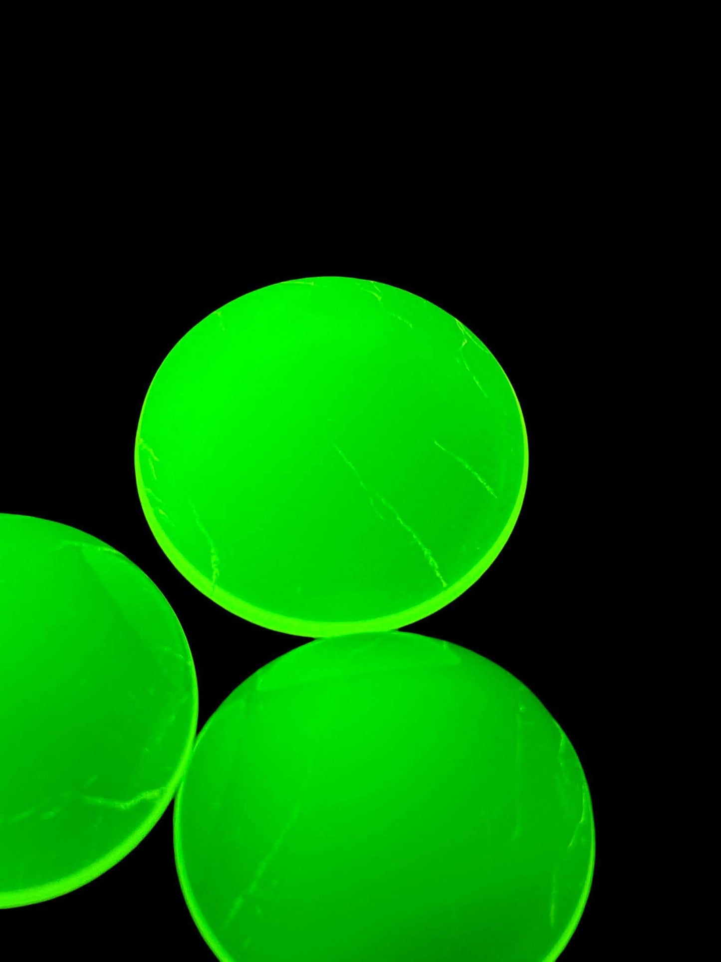 Uranium Glass (Cabochon) 18x18mm | UV Reactive | Round Opal for DIY Crafts