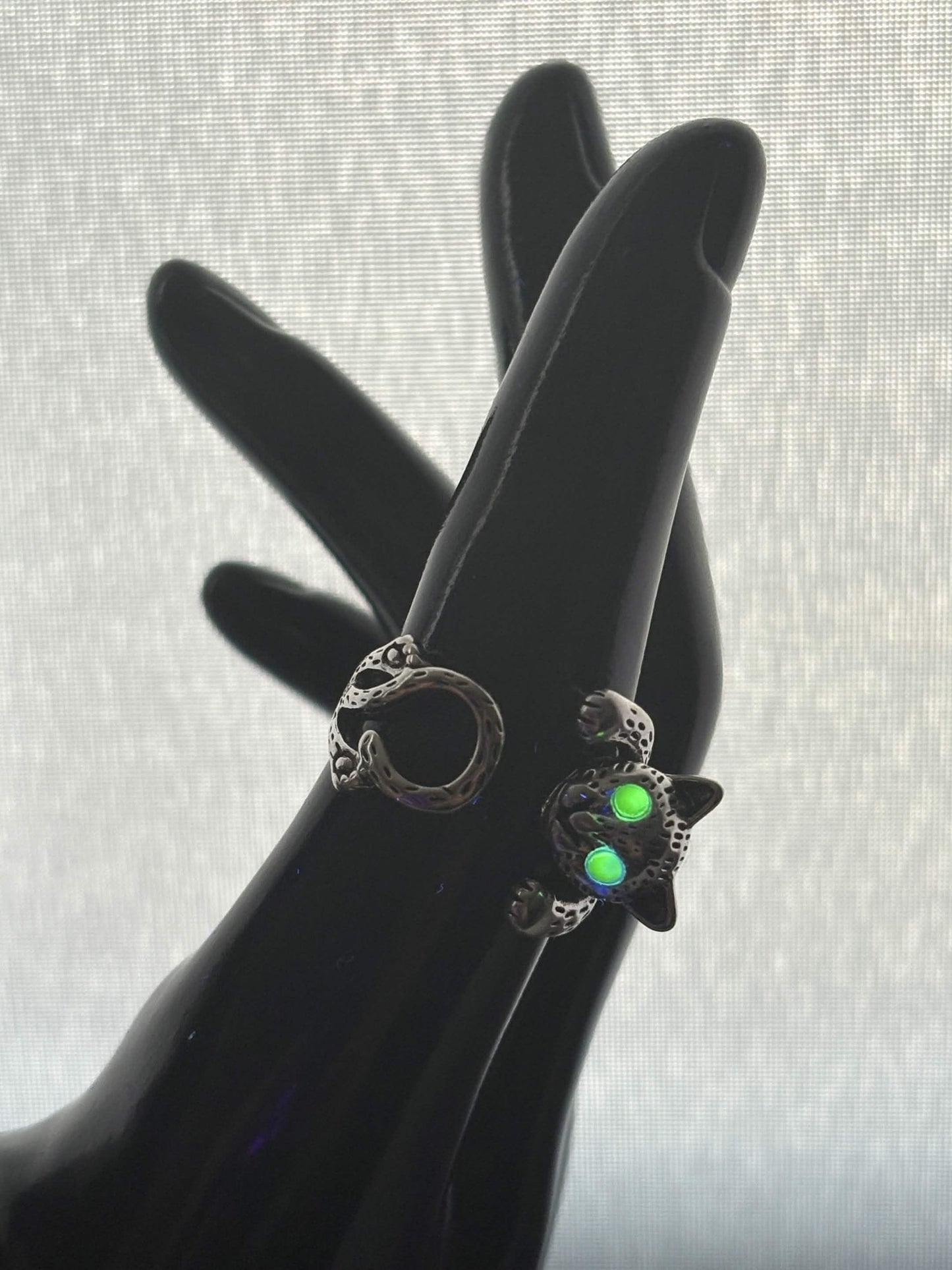 Uranium Glass (Cat) Ring (Adjustable Size) | Yellow Vaseline Glass With Metal Frame | Glows Under UV Light | Glowing Kitty Eyes