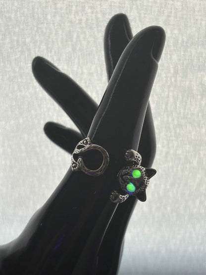Uranium Glass (Cat) Ring (Adjustable Size) | Yellow Vaseline Glass With Metal Frame | Glows Under UV Light | Glowing Kitty Eyes