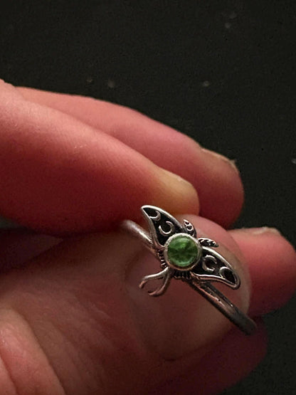 Uranium Glass Faceted Luna (Moth) Ring | Green Vaseline Bug Jewelry | It Glows Under UV Light | Sterling Silver 925 Metal | Luminous Insect
