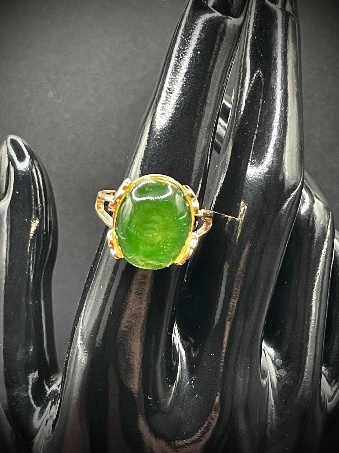 Uranium Glass Gold Ring (Adjustable Size) | Yellow Vaseline Oval Gemstone Jewelry | Glows Green Under UV Light | Magic Luminous Stone