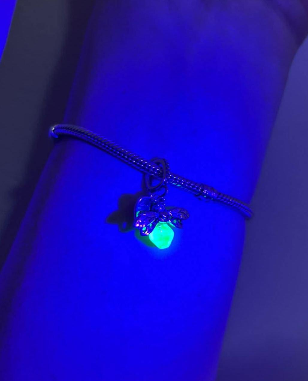 Uranium Glass (Firefly) Charm | UV Glowing Green Vaseline Bug Jewelry | Glow-In-The-Dark Luminous Insect | Pandora Accessories