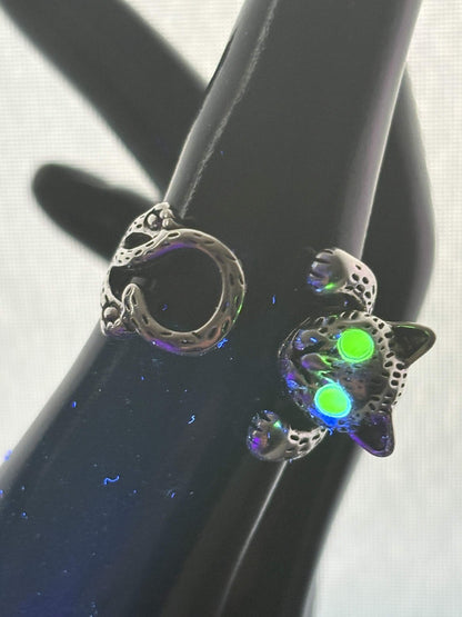 Uranium Glass (Cat) Ring (Adjustable Size) | Yellow Vaseline Glass With Metal Frame | Glows Under UV Light | Glowing Kitty Eyes