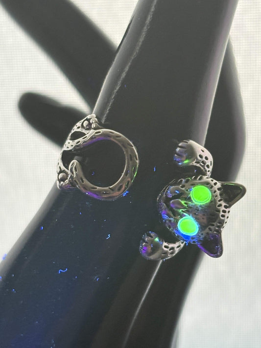 Uranium Glass (Cat) Ring (Adjustable Size) | Yellow Vaseline Glass With Metal Frame | Glows Under UV Light | Glowing Kitty Eyes