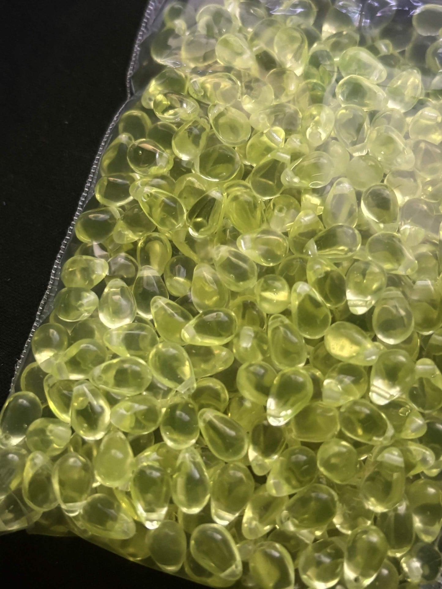 Uranium Glass (Tear Drop Beads 6x9 mm) | Czech #80130 UV Glowing Yellow Vaseline Glass | 10pcs for Jewelry Making, DIY Crafts & Supplies